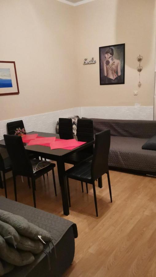 Apartman Miki Pula Bagian luar foto