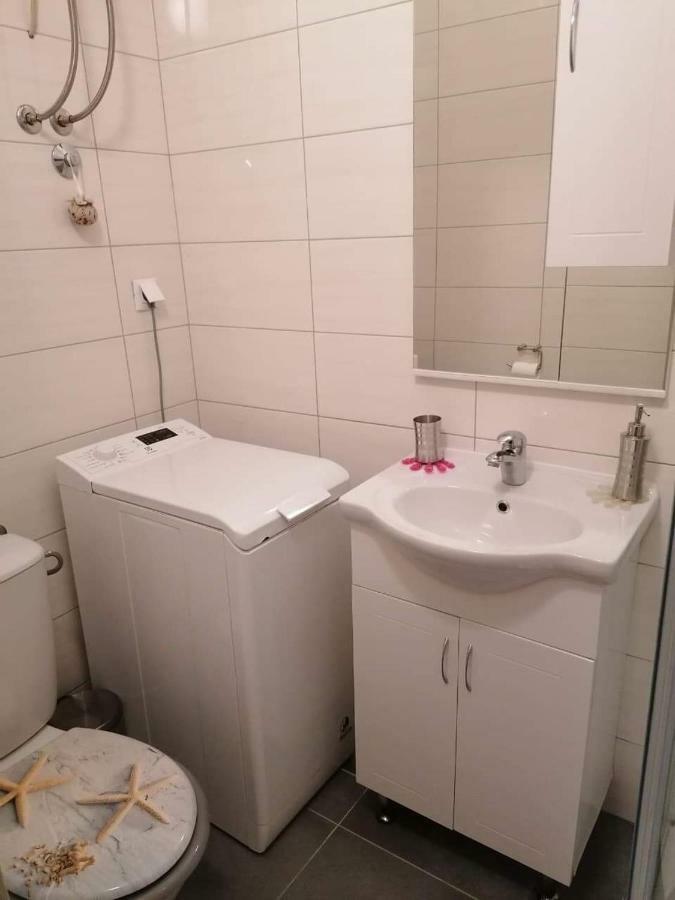Apartman Miki Pula Bagian luar foto
